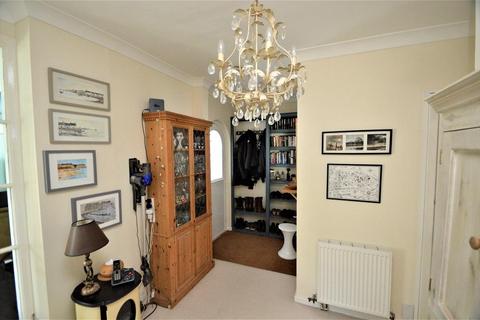 2, Millfield Belle Hill, Bexhill-on-sea, TN40 2AR