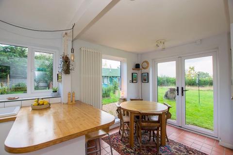 Little Oaks Buckham Hill, Isfield, Uckfield, TN22 5XU
