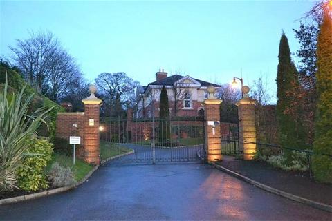 2 bedroom apartment to rent - St. Hilarys Park, Alderley Edge, Cheshire, SK9