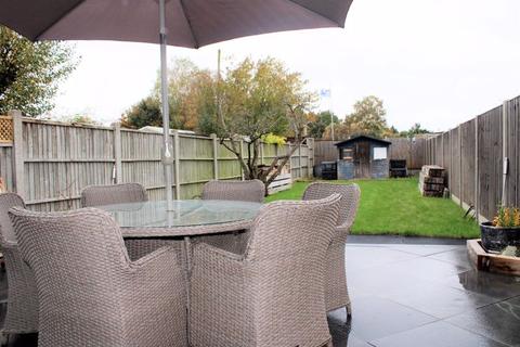 53 Denison Road, Feltham, TW13 4QE