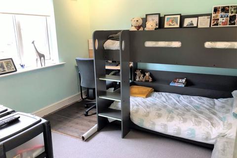 53 Denison Road, Feltham, TW13 4QE