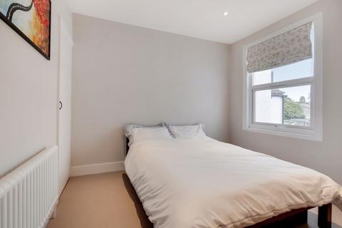 15 Jarvis Road, South Croydon, CR2 6HW