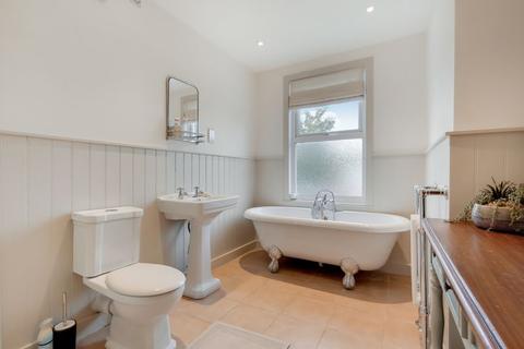 15 Jarvis Road, South Croydon, CR2 6HW