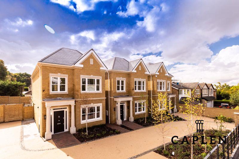 Whitehall Lane, Buckhurst Hill 4 bed detached house £1,150,000