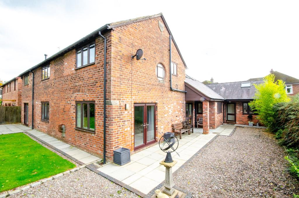 The Green, Hartford, Northwich, CW8 4 bed barn conversion £530,000