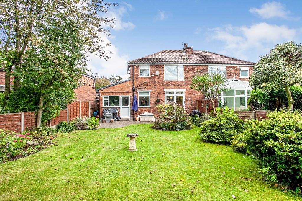 Salisbury Road, Davyhulme... 3 bed semidetached house £350,000