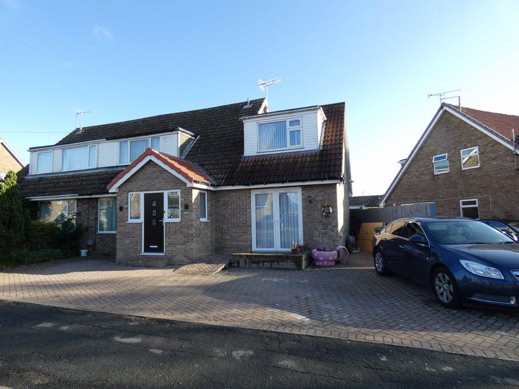 St Catherines Drive, Leconfield 4 bed semidetached house £270,000