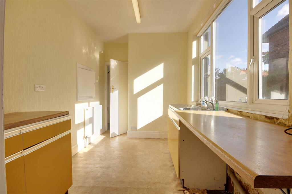 Kitchen - Alternative View