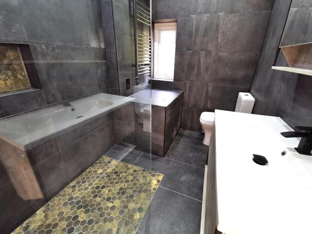 En suite