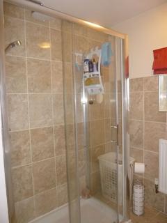 17 Hoskins Close, Hayes, UB3 4LR