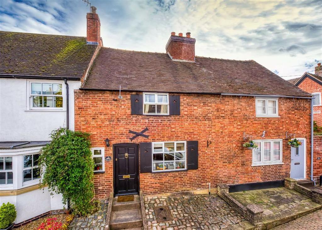 18, Dean Street, Brewood, Stafford, ST19 2 bed character property £