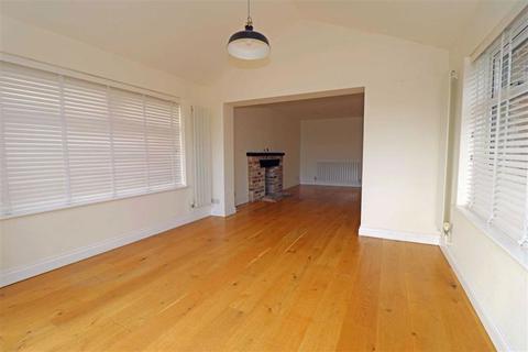 1 Lloyd Close, Hampton Magna, Warwick, CV35 8SH