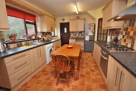 40 Cotgrave Road, Plumtree, Nottingham, NG12 5NX