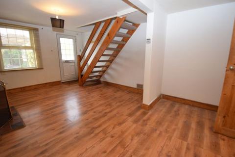 2 bedroom terraced house to rent, Leighton Road, Toddington