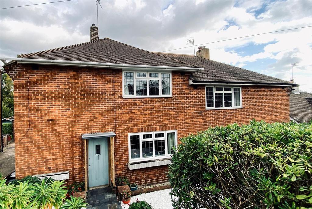Eldred Avenue, Brighton 3 bed semidetached house £500,000