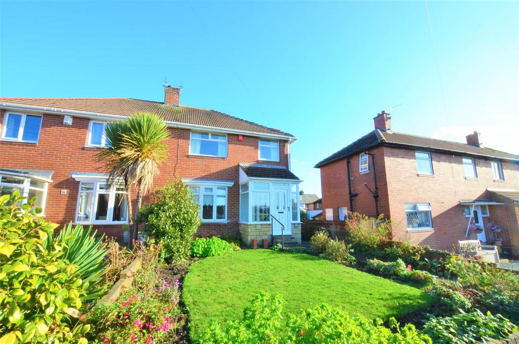 Cornthwaite Drive, Whitburn, Sunderland 3 bed semidetached house £