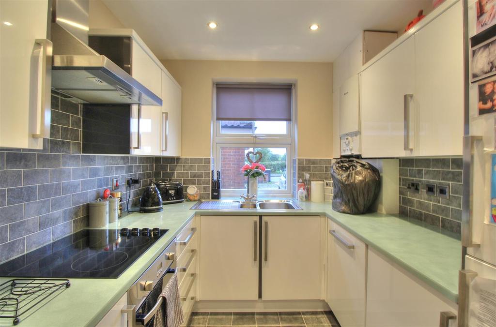 Midland Road, Ellistown, Coalville 3 bed townhouse £170,000