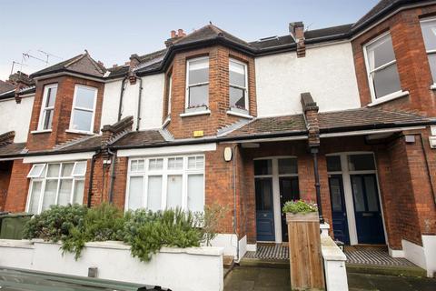 40 Bavent Road, London, SE5 9RY