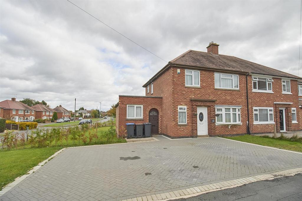 Lucas Road, Burbage 3 bed semidetached house £225,000