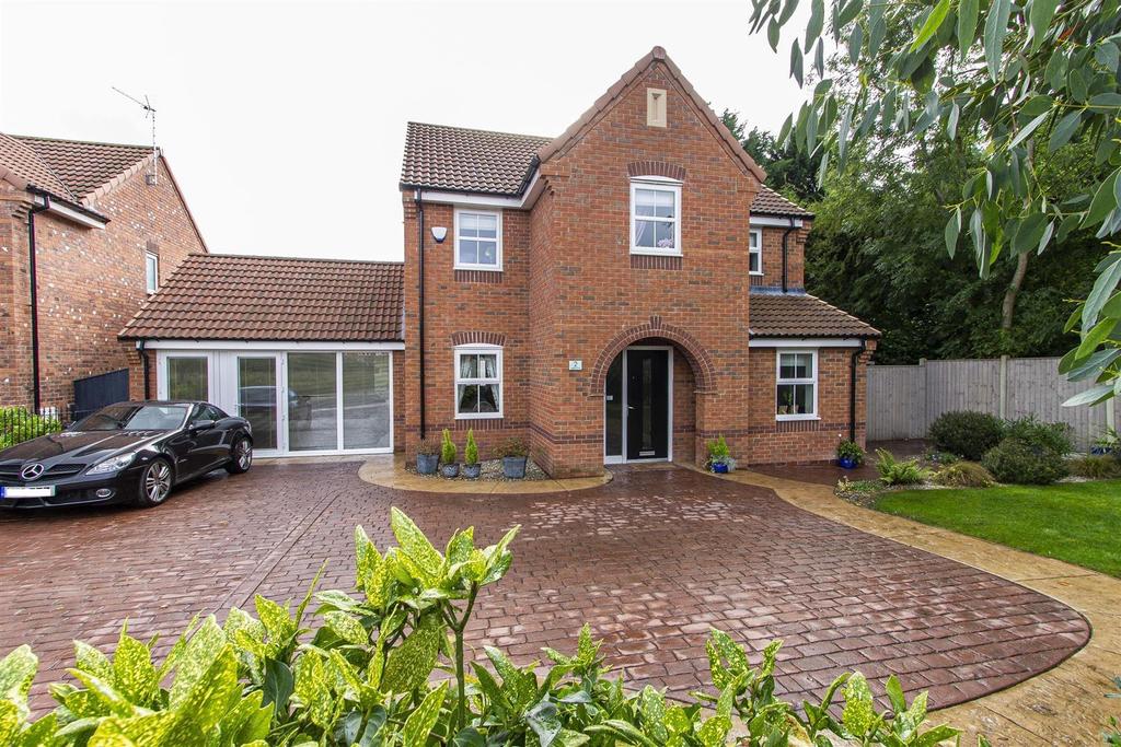 Spindle Drive, Wingerworth, Chesterfield 4 bed detached house £469,950