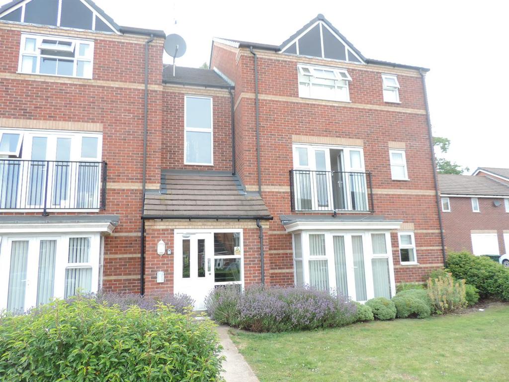 Coopers Meadow, Keresley, Coventry 2 bed apartment £745 pcm (£172 pw)