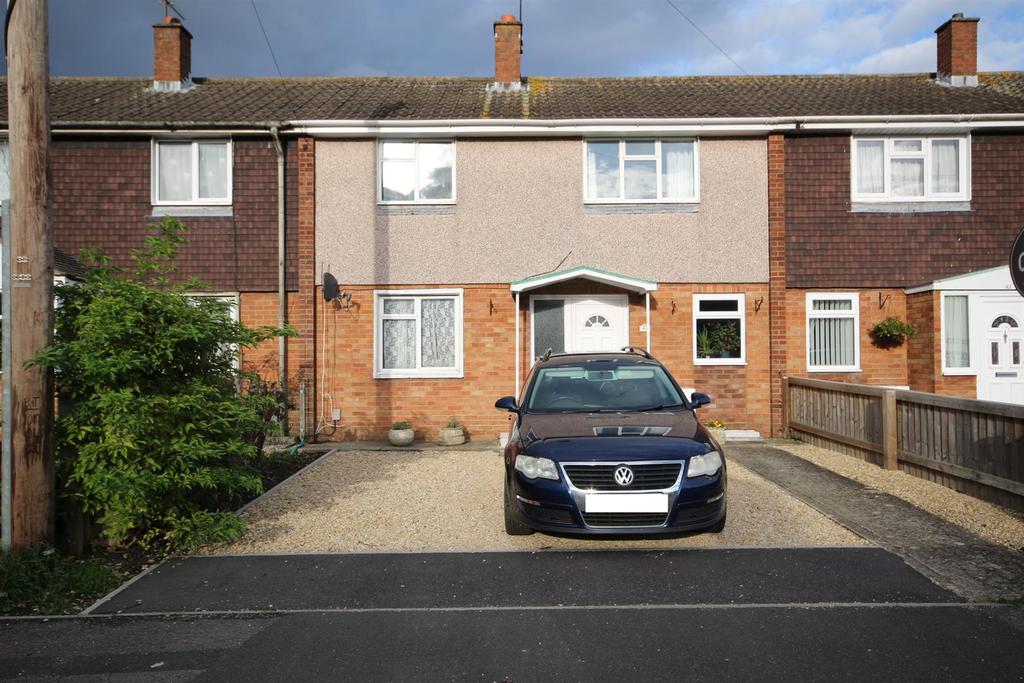 Raleigh Avenue, Walcot, Swindon 3 bed terraced house £180,000