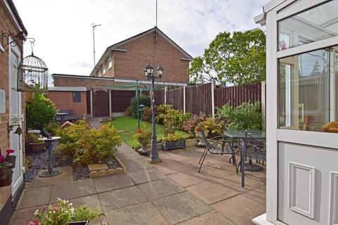 16 Buckleys Green, Alvechurch, Birmingham, B48 7NG