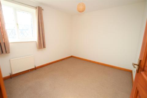 21 Emmeline Close, Bradford, BD10 9RF