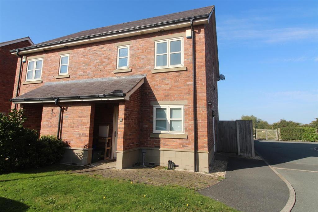Church Road, Worthenbury, Wrexham 3 bed semidetached house £214,500