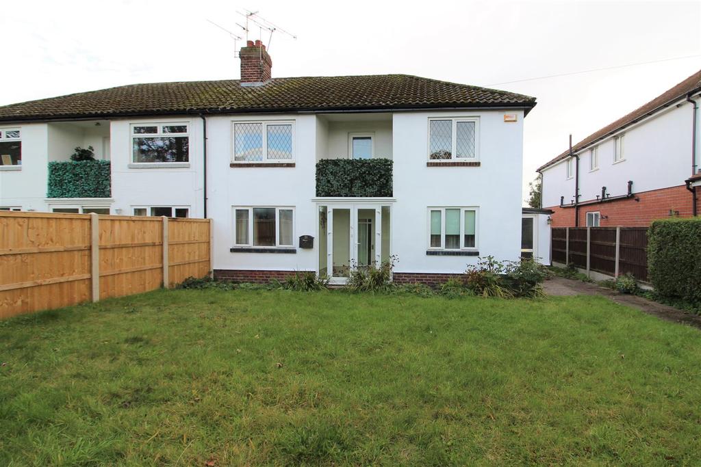 Rhosnesni Lane, Wrexham 2 bed apartment £117,000