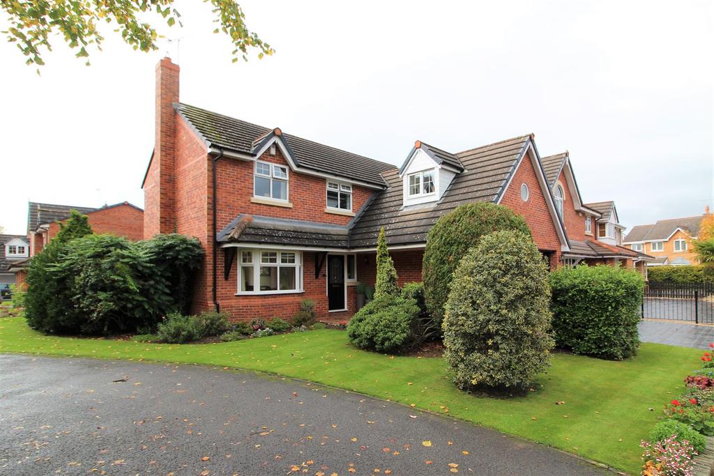 Westbury Drive, Pandy, Wrexham 4 bed house £310,000