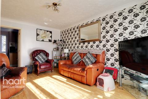 9 Dove Close, Sandy, SG19 2UT