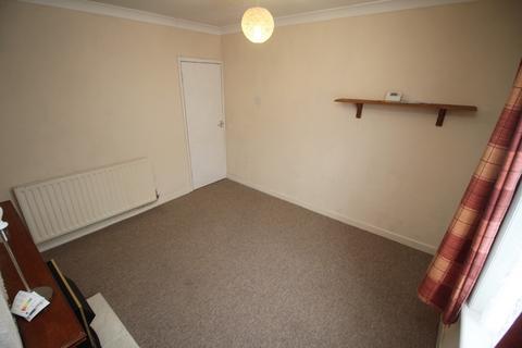 3 bedroom terraced house to rent, Commercial Road, Grantham, NG31