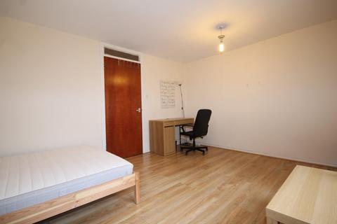 1 bedroom flat to rent, Nicholsfield Walk, Islington, N7