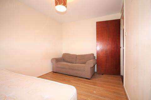 1 bedroom flat to rent, Nicholsfield Walk, Islington, N7