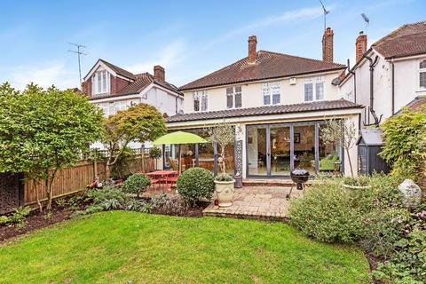 7 Queens Crescent, Richmond, TW10 6HG