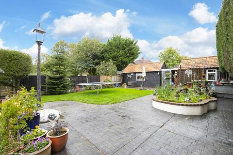 2 James Street, Epping, CM16 6RR