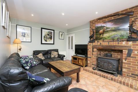 2 James Street, Epping, CM16 6RR