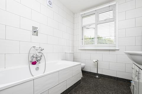 2 James Street, Epping, CM16 6RR