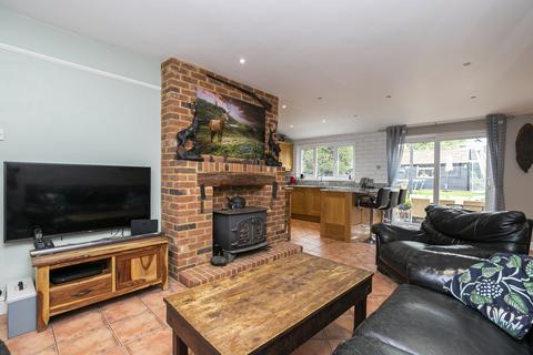 2 James Street, Epping, CM16 6RR