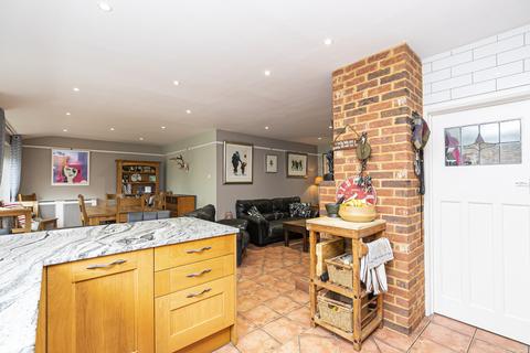 2 James Street, Epping, CM16 6RR