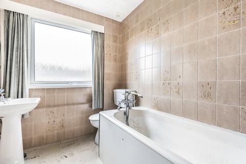 30 Carston Close, London, SE12 8DZ