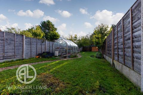 86 Mullway, Letchworth Garden City, SG6 4BH