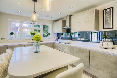 Beech House The Meadows, Ingrave, Brentwood, CM13 3RL