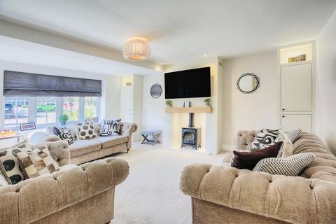 Beech House The Meadows, Ingrave, Brentwood, CM13 3RL