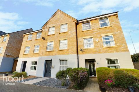 29 Salmet Close, Ipswich, IP2 9BA