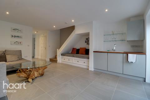 29 Salmet Close, Ipswich, IP2 9BA