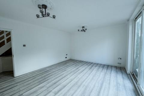 undefined, Stafford Street, E14