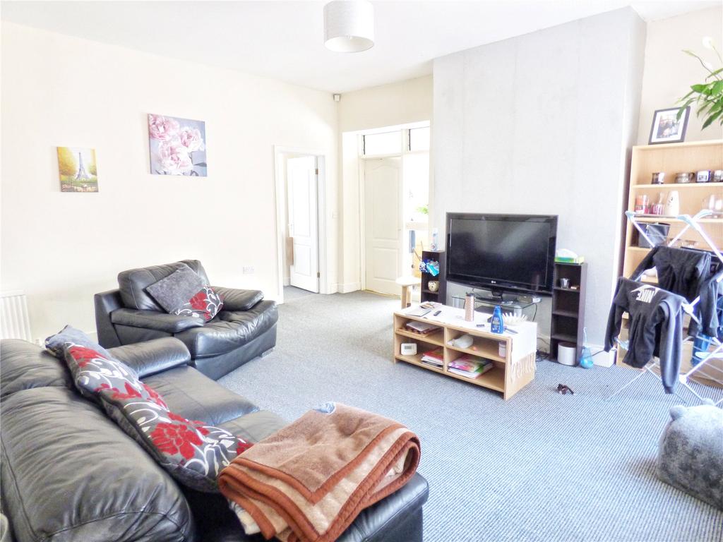 Egerton Street, Heywood, OL10 3 bed semidetached house £130,000