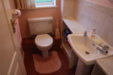 141 Foxcroft Drive, Brighouse, HD6 3UX